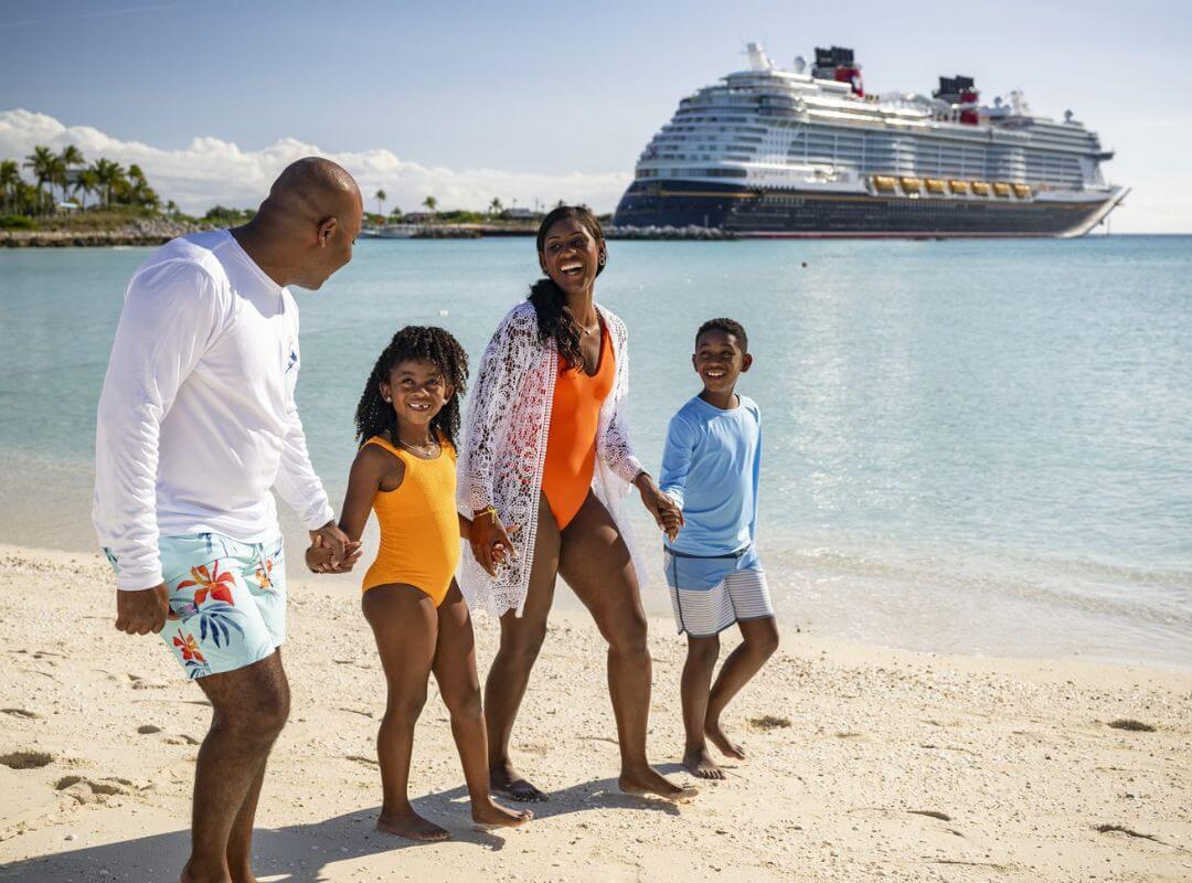 family on cruise