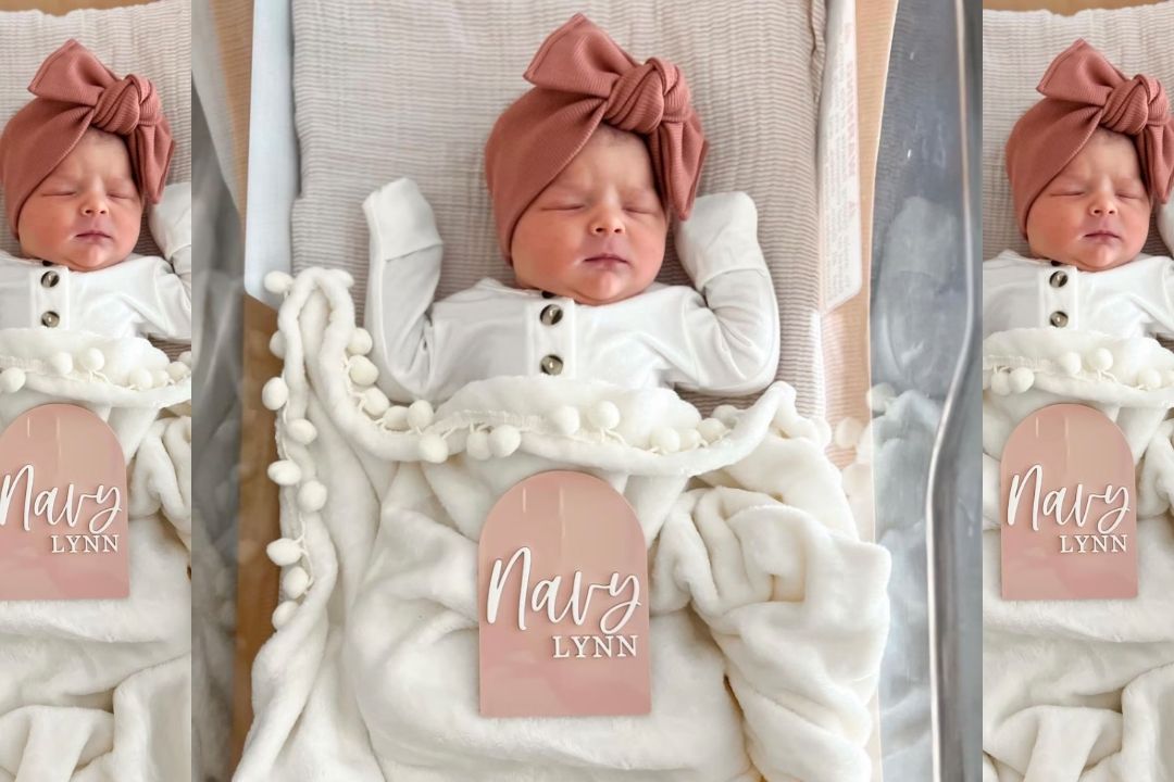 75 Short Girl Names: Sweet and Stunning Picks for a New Baby