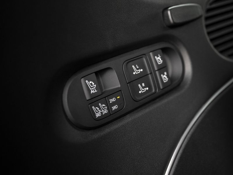 Hyundai Palisades accident power second and third row 