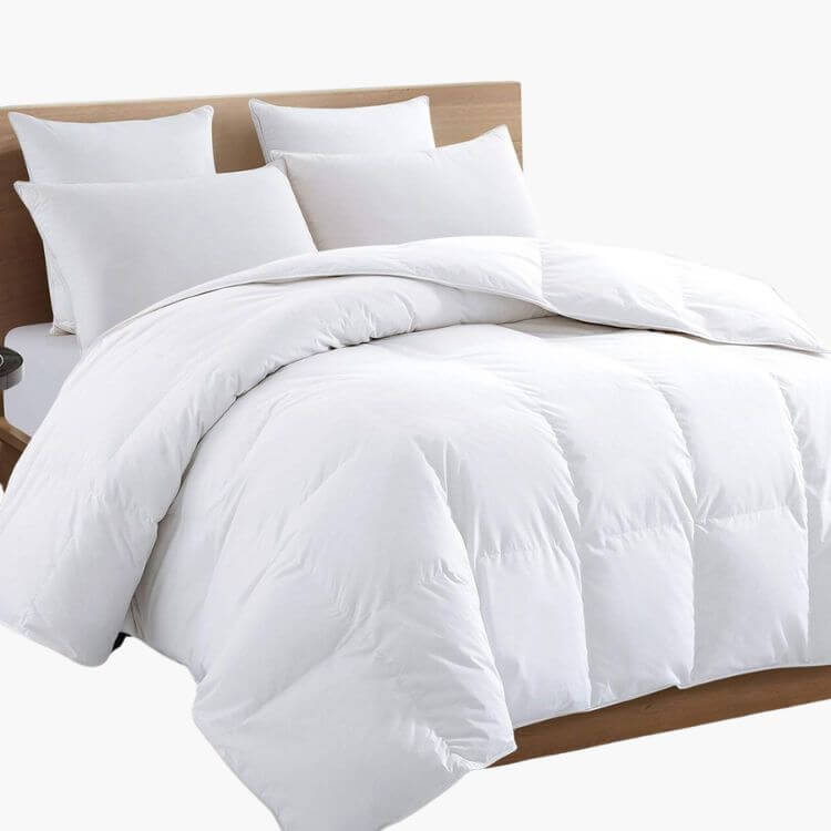 Breathable White Comforter