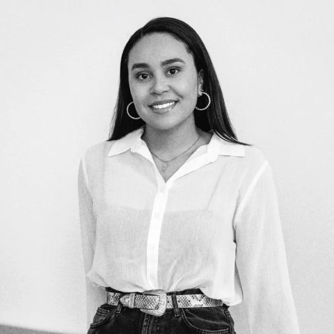 andrea navarro headshot
