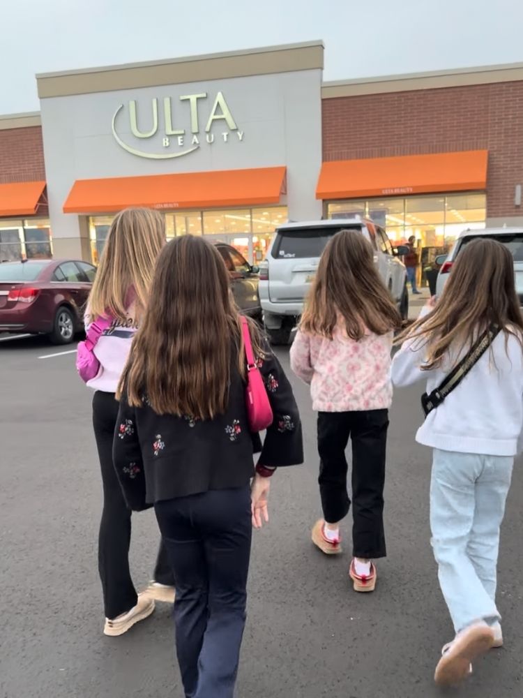 tweens shopping at Ulta