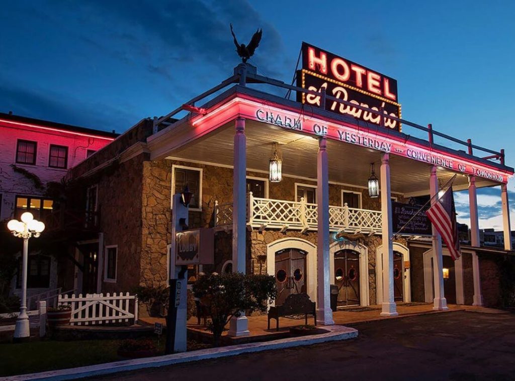 el rancho hotel