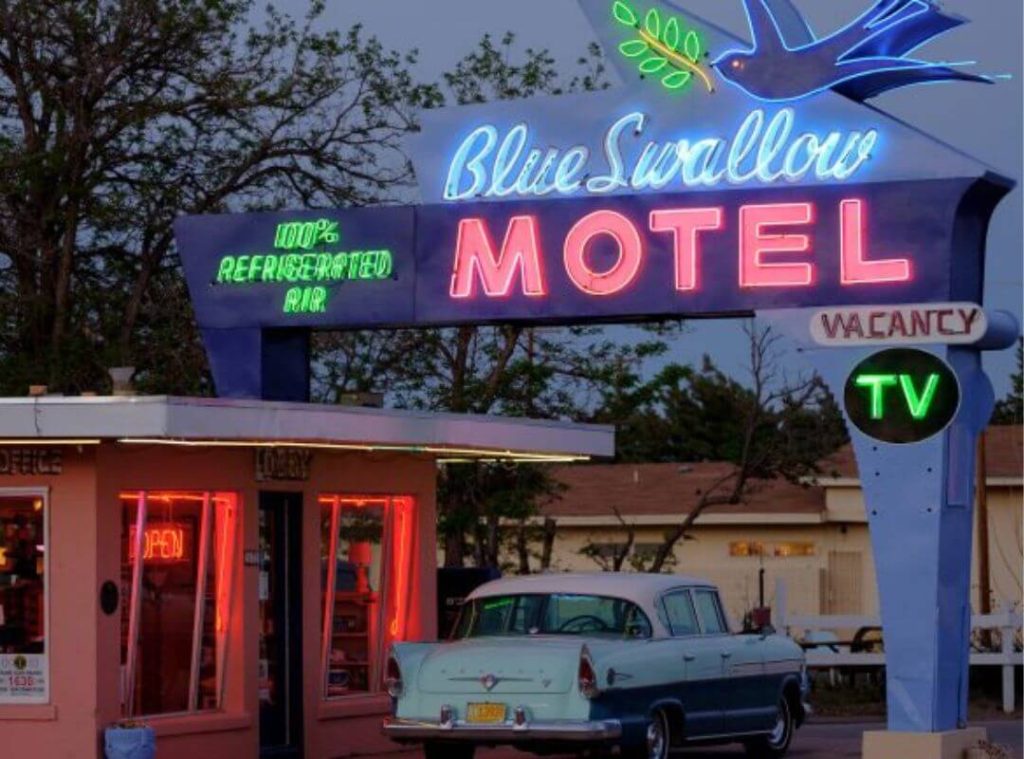 blue swallow motel