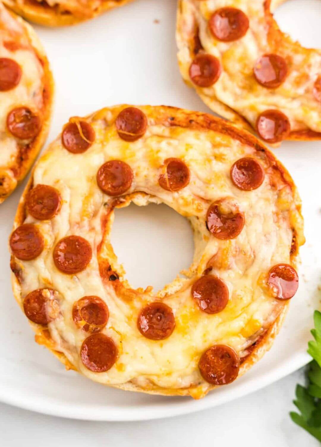 air fryer pizza bagels '90s food