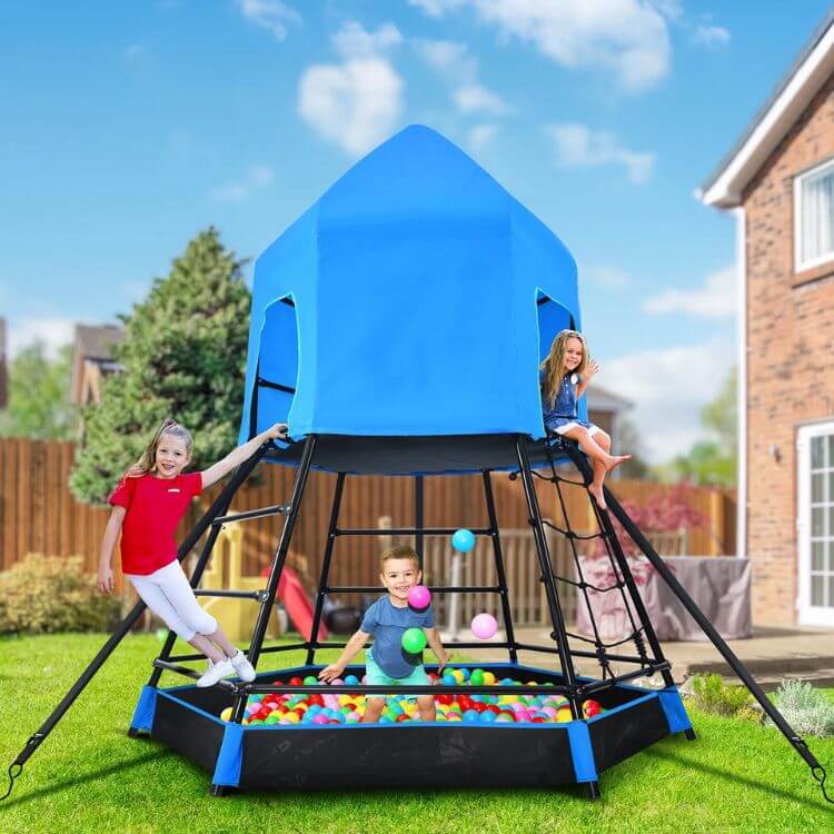 Jungle Gym Climbing Dome