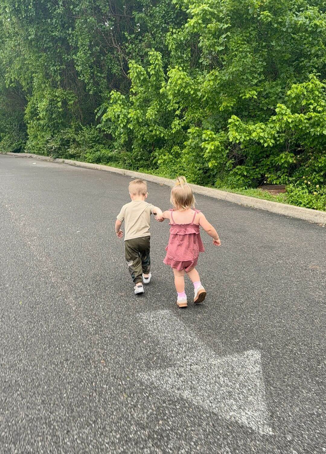 toddlers running