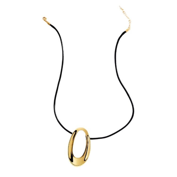 pendant necklace