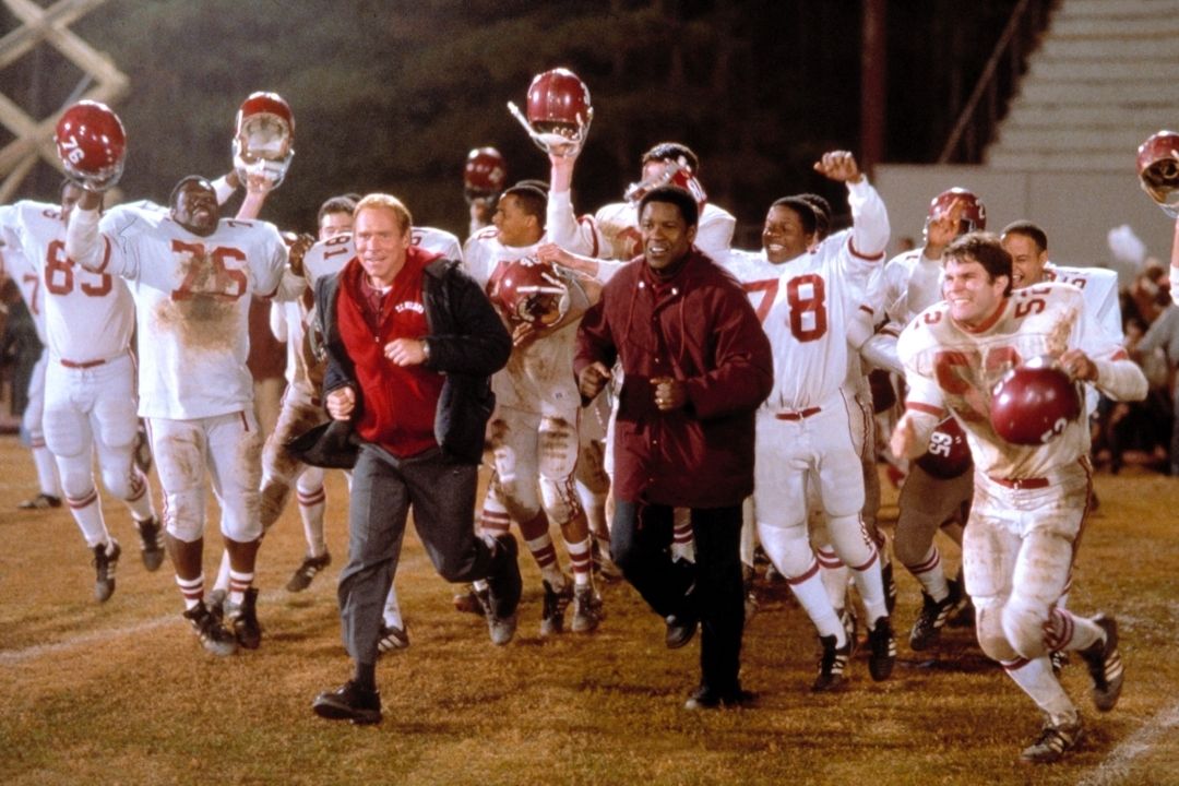 Football Season Is Here! 24 Football Movies to Watch With Your Kids