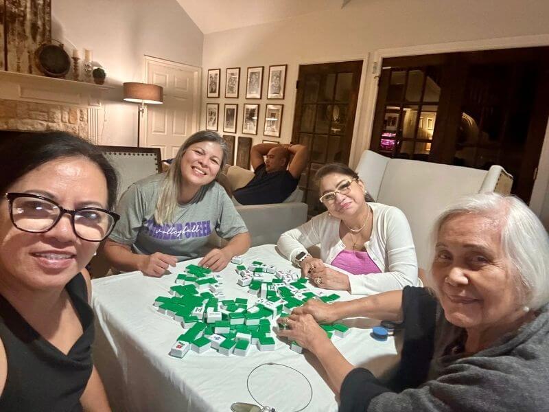 women who grew up playing mahjong