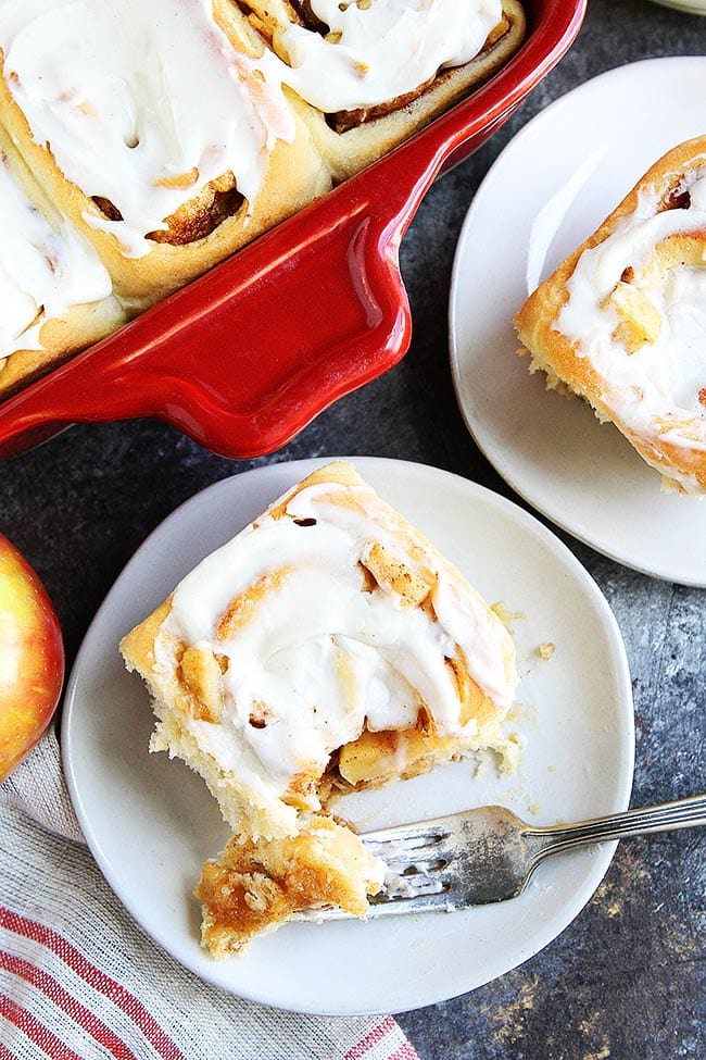 apple recipes apple cinnamon rolls