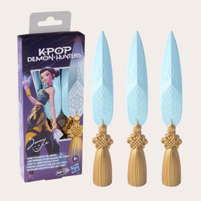 <em>Nerf KPop Demon Hunters</em> Zoey's Spirit Blades