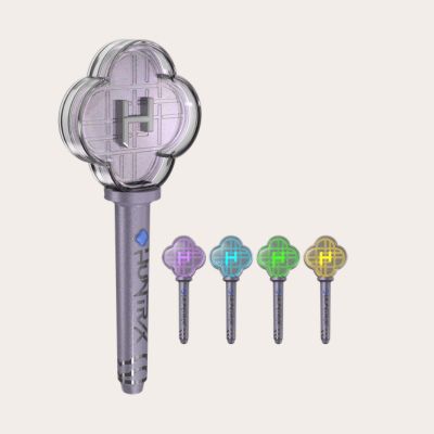 <em>KPop Demon Hunters</em> HUNTR/X Light Stick