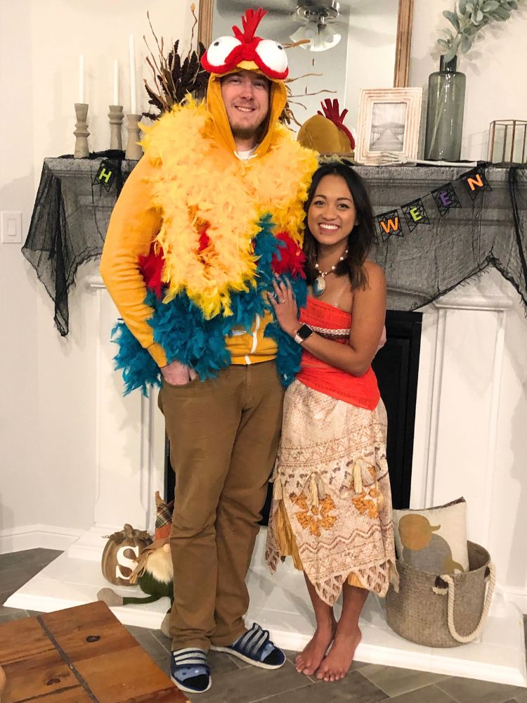 couples costume moana and hei hei