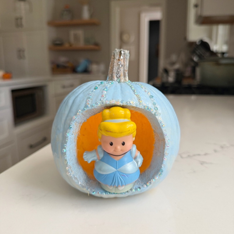 easy cute cinderella pumpkin carving idea